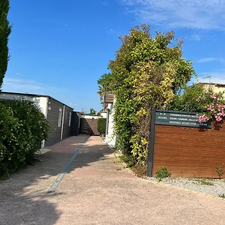 Gite, Fitness&billard Gratuit&spa Mas La Farelle Hébergement de vacances *