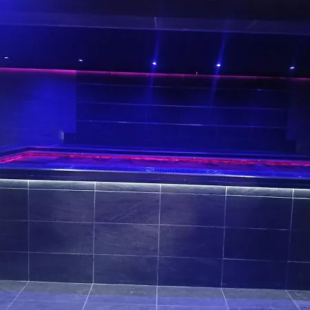 Gite, Fitness&billard Gratuit&spa Mas La Farelle Hébergement de vacances *