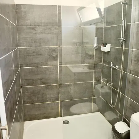 Mas La Farelle Gite, Fitness & Salle De Jeux Gratuite & En Supplement * Nîmes