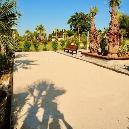 Vakantiehuis Mas La Farelle Gite, Fitness & Salle De Jeux Gratuite & En Supplement