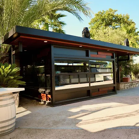 Casa vacanze Mas La Farelle Gîte, Fitness&salle De Jeux Gratuite&spa En Supplément