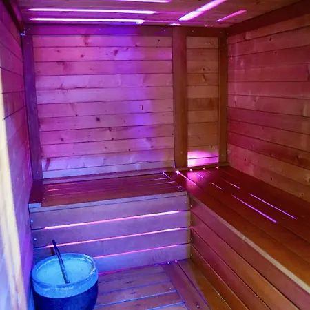 Vakantiehuis Mas La Farelle Gite, Fitness & Salle De Jeux Gratuite & En Supplement *