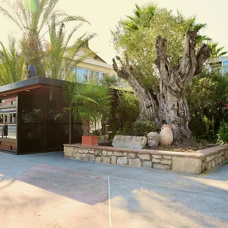 Nyaraló Mas La Farelle Gite, Fitness & Salle De Jeux Gratuite & En Supplement Nîmes