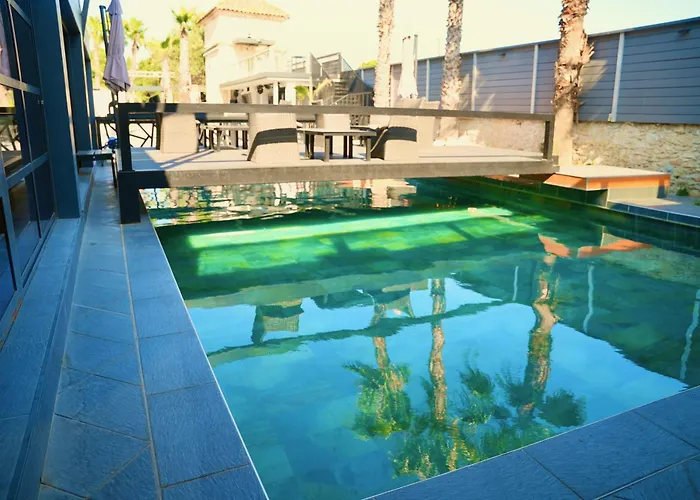 Mas La Farelle Gite, Fitness & Salle De Jeux Gratuite & En Supplement Νιμ